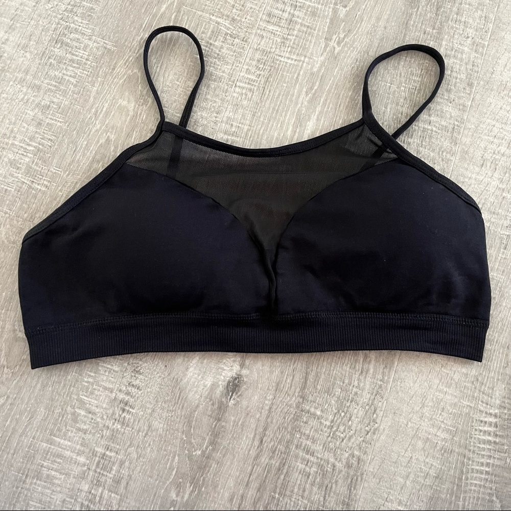 Fabletics Sports Bra mesh deep V